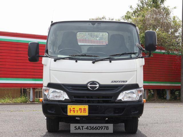 Hino DUTRO 2018-01 267711-3