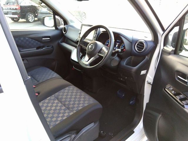 Nissan DAYZ 2019-11 27744-16