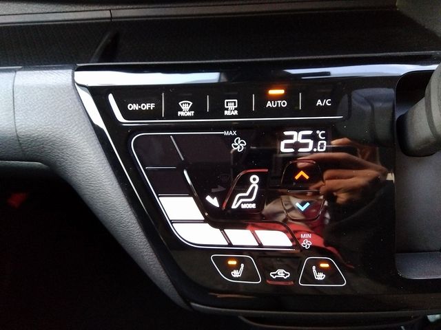 Nissan DAYZ 2019-11 27744-6