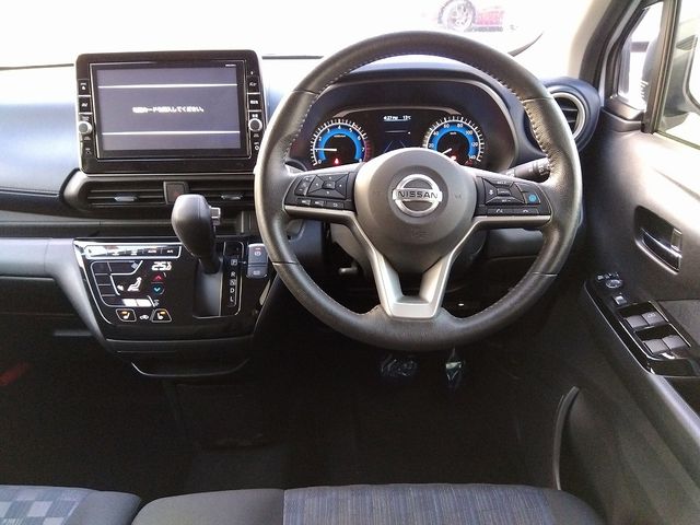 Nissan DAYZ 2019-11 27744-3