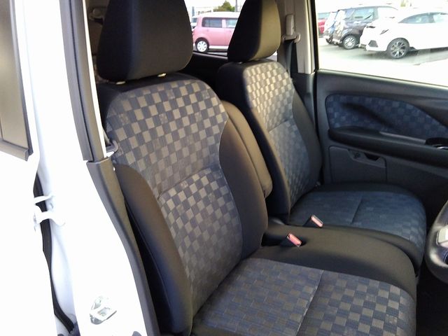Nissan DAYZ 2019-11 27744-17