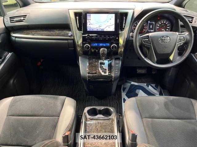 Toyota VELLFIRE 2021-09 369677-1