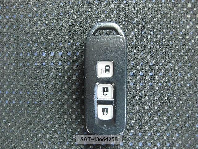 Honda N BOX 2016-03 333814-27