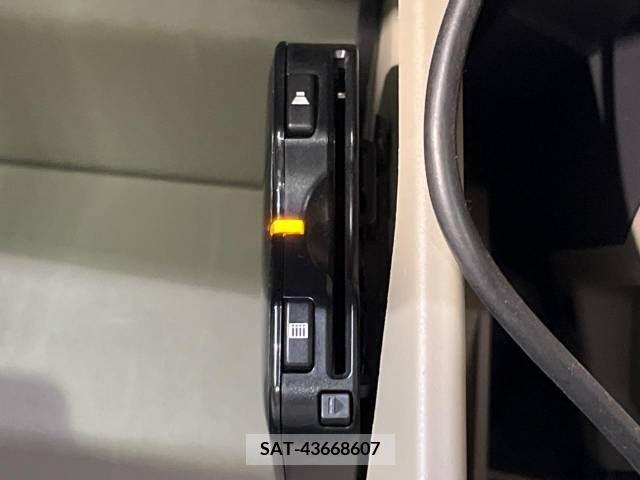 Daihatsu MOVE 2013-08 364126-6