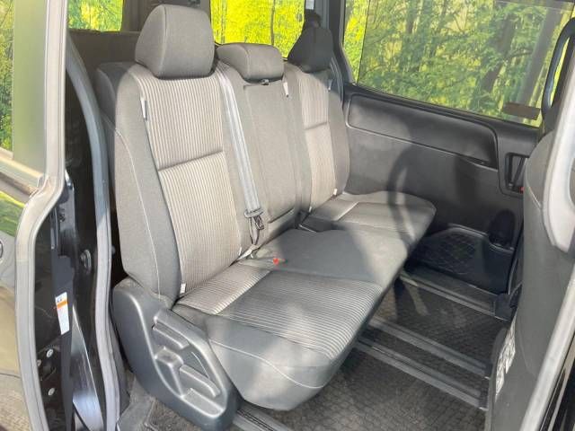 Toyota VOXY 2018-11 5507-9