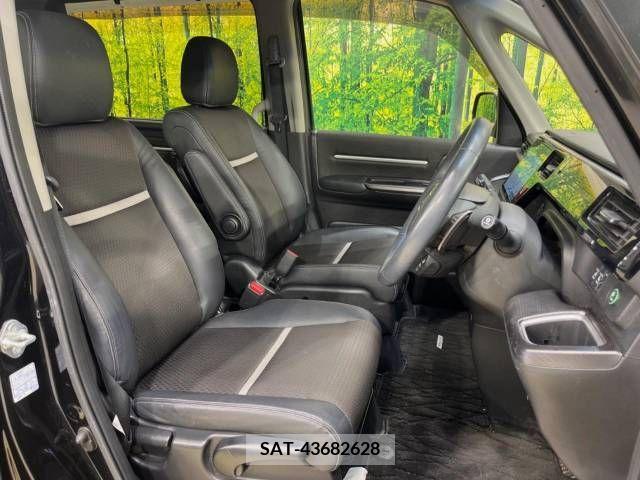 Honda STEP WGN 2018-03 368814-8