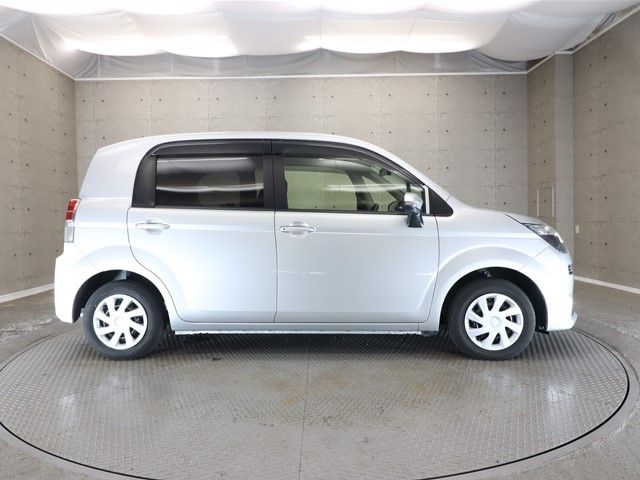 Toyota SPADE 2015-04 16083-22