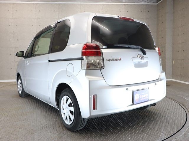 Toyota SPADE 2015-04 16083-24