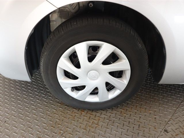 Toyota SPADE 2015-04 16083-19