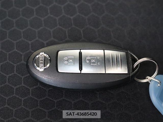 Nissan JUKE 2014-09 348878-13