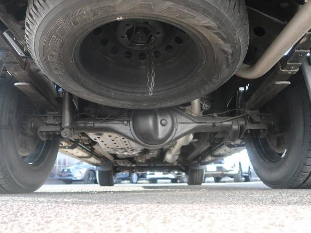 Toyota HILUX 2021-03 16777-18