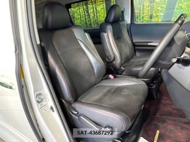 Toyota VELLFIRE 2014-11 299958-8