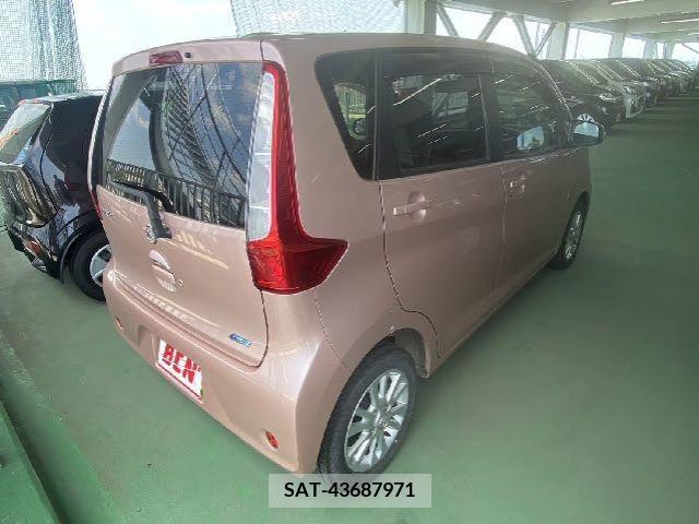 Nissan DAYZ 2014-01 323264-2