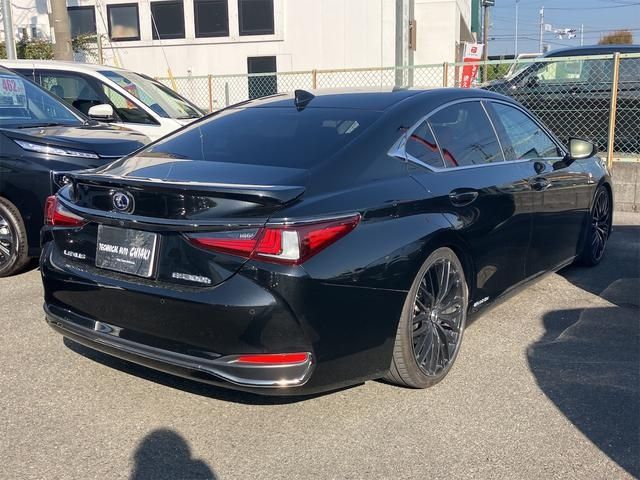 Lexus ES 2019-02 181723-2