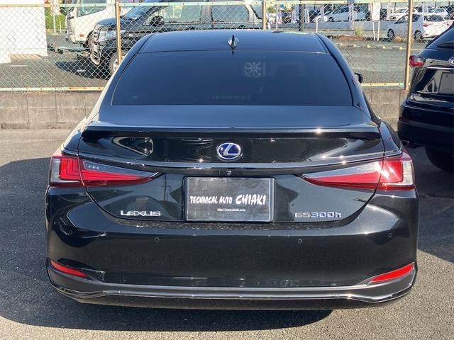 Lexus ES 2019-02 181723-3
