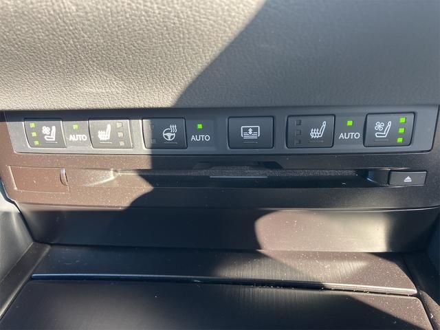 Lexus ES 2019-02 181723-11