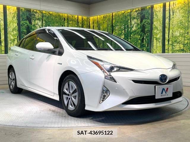 Toyota PRIUS 2016-09 211686-16