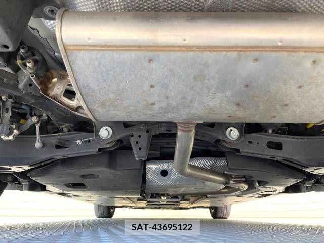 Toyota PRIUS 2016-09 211686-18