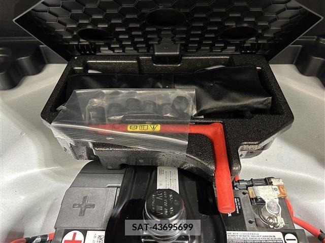 Audi A4 2018-11 374541-28