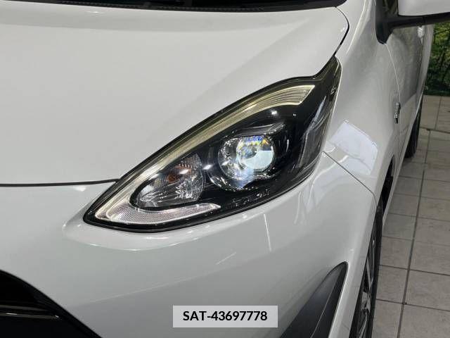Toyota AQUA 2017-08 342903-12
