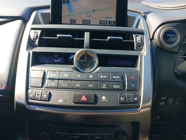Lexus NX 2017-02 25439-13