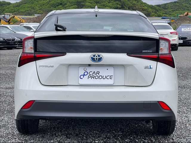 Toyota PRIUS 2019-03 2917-8