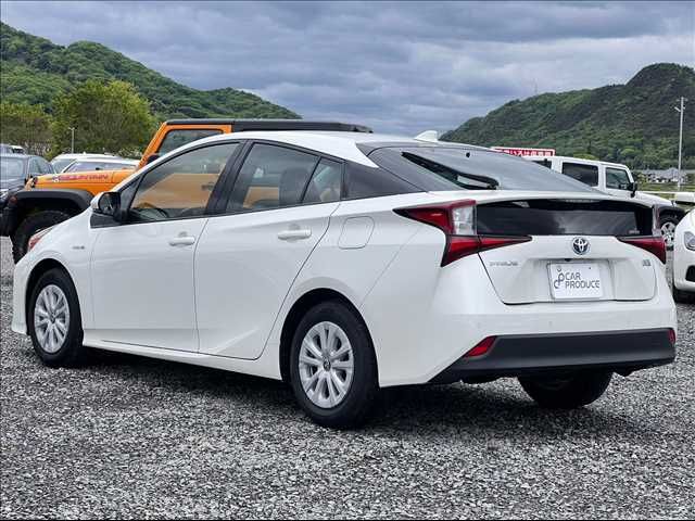 Toyota PRIUS 2019-03 2917-7