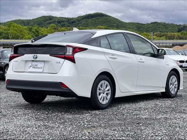 Toyota PRIUS 2019-03 2917-9