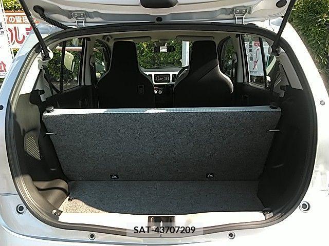 Suzuki ALTO 2018-10 305082-13