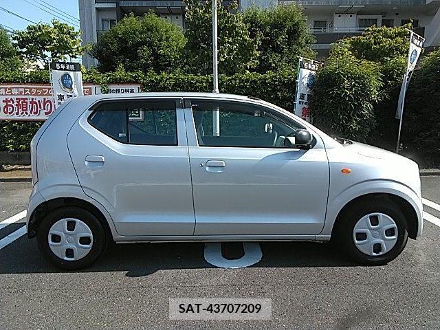 Suzuki ALTO 2018-10 305082-16