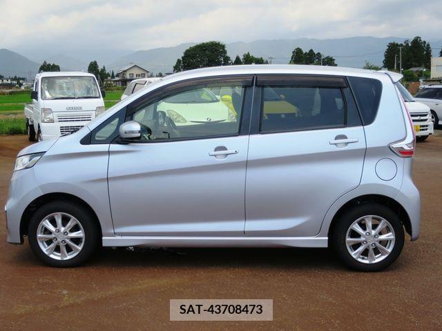 Mitsubishi EK CUSTOM 2016-10 382911-4