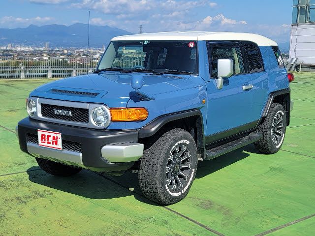Toyota FJ CRUISER 2013-06 10576-0