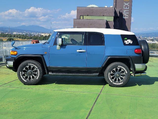 Toyota FJ CRUISER 2013-06 10576-8