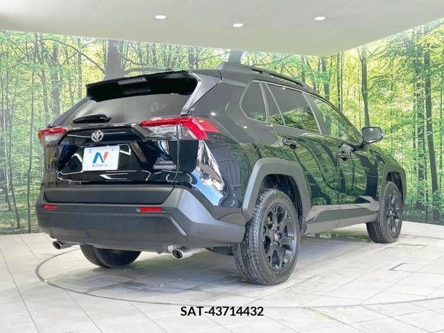 Toyota RAV4 2023-04 208217-17