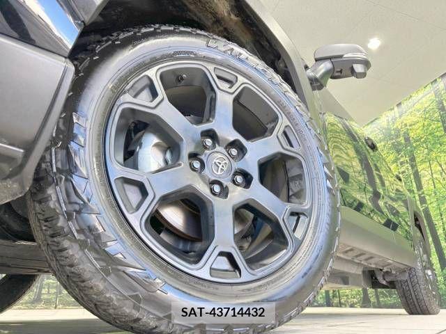 Toyota RAV4 2023-04 208217-13