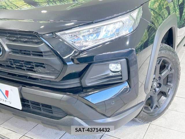 Toyota RAV4 2023-04 208217-12