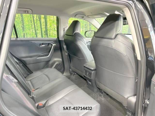 Toyota RAV4 2023-04 208217-9