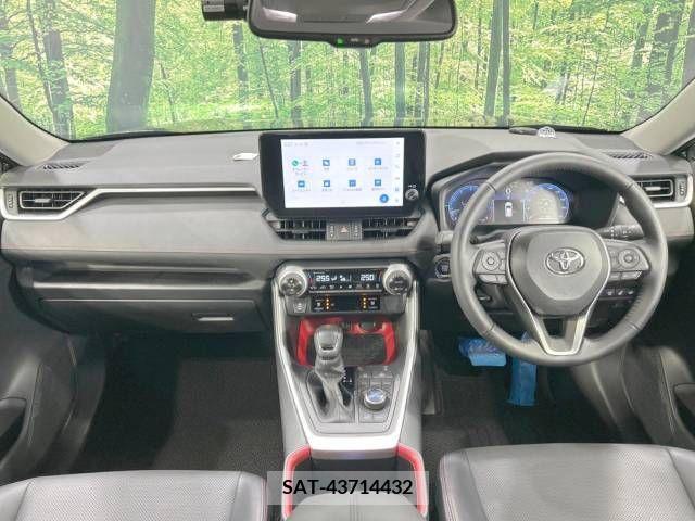 Toyota RAV4 2023-04 208217-1