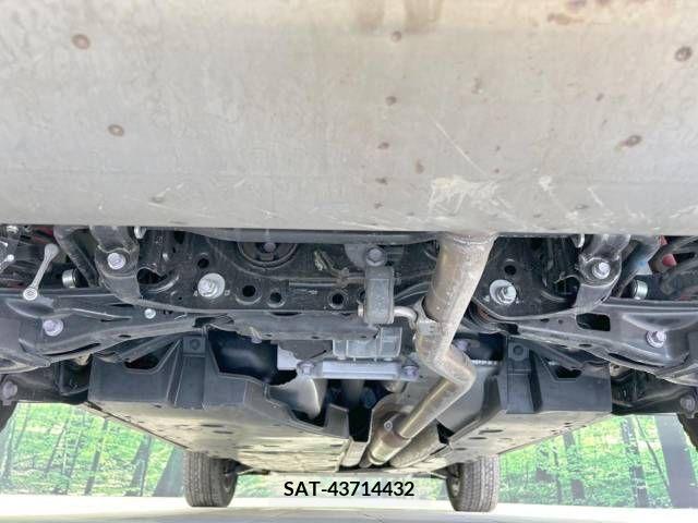 Toyota RAV4 2023-04 208217-19
