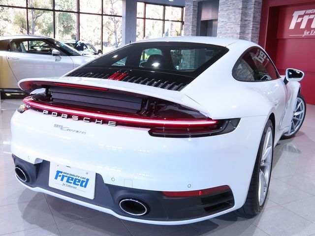 Porsche 911 2019-12 27484-4