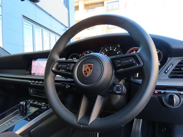 Porsche 911 2019-12 27484-10
