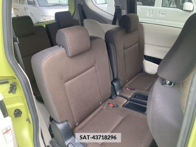 Toyota SIENTA 2015-07 368229-6