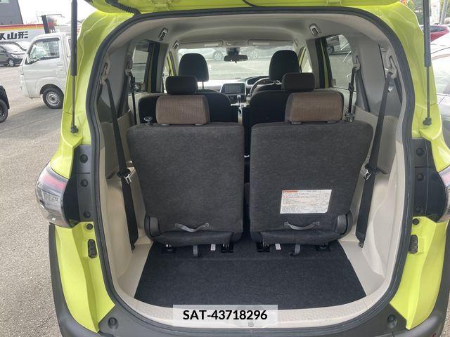Toyota SIENTA 2015-07 368229-8