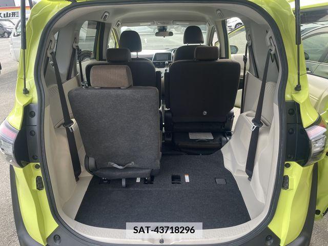 Toyota SIENTA 2015-07 368229-9