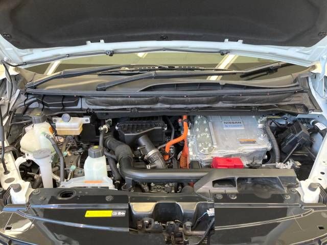 Nissan SERENA 2019-10 184613-18