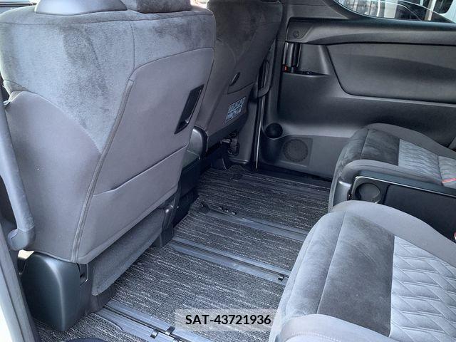 Toyota ALPHARD 2018-02 299417-18