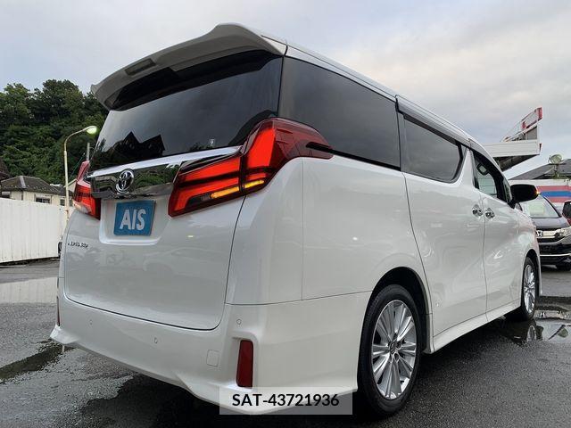 Toyota ALPHARD 2018-02 299417-1