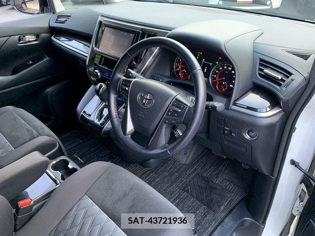 Toyota ALPHARD 2018-02 299417-14