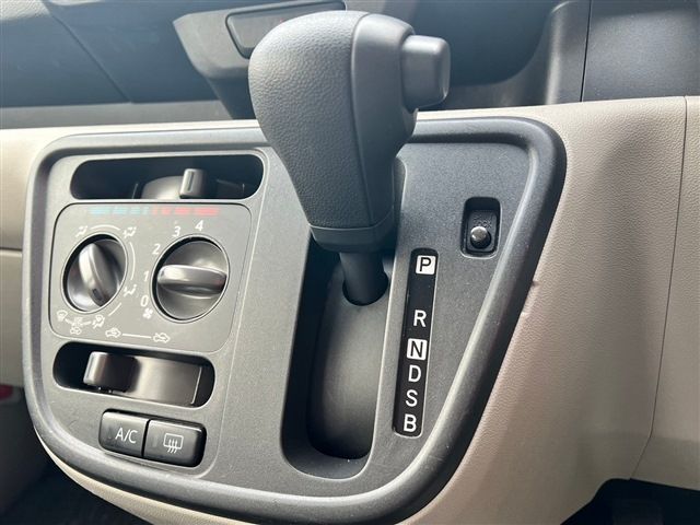 Toyota PASSO 2019-07 180685-22