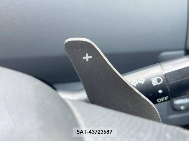 Toyota RACTIS 2009-06 282643-6